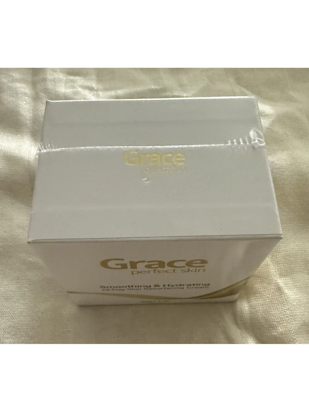 Grace Perfect Skin Smoothing & Hydrating All-Day Skin Resurfacing Cream